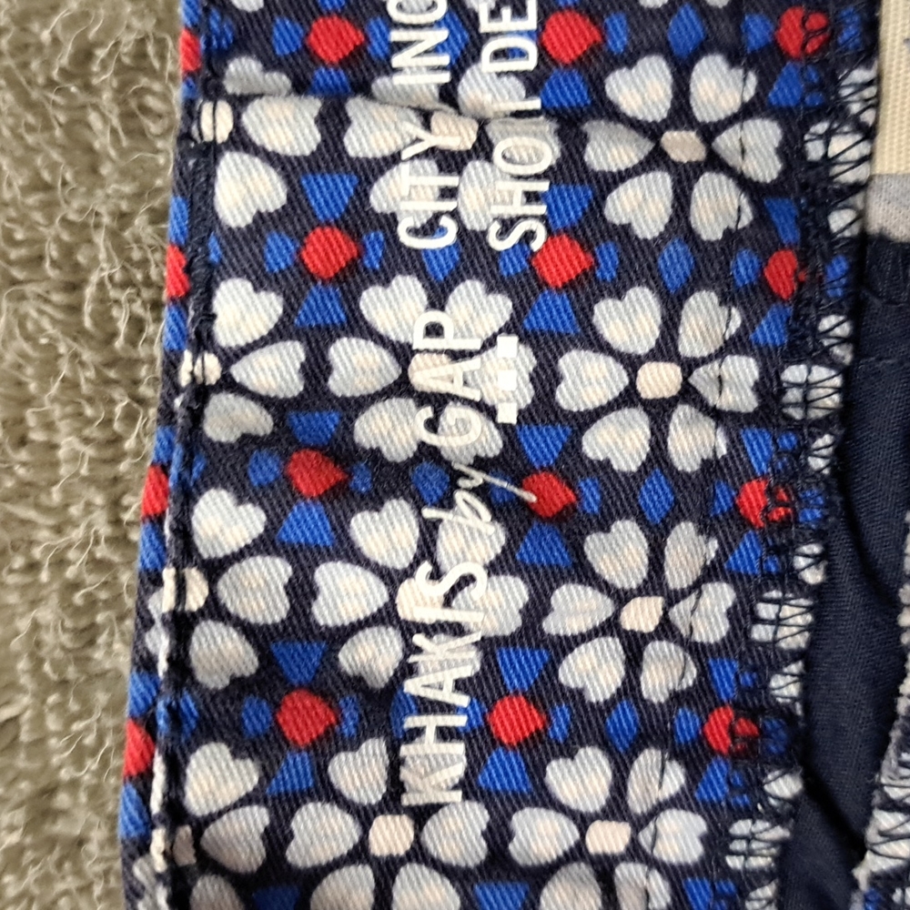 GAP size 2 shorts flower print - Picture 2 of 5